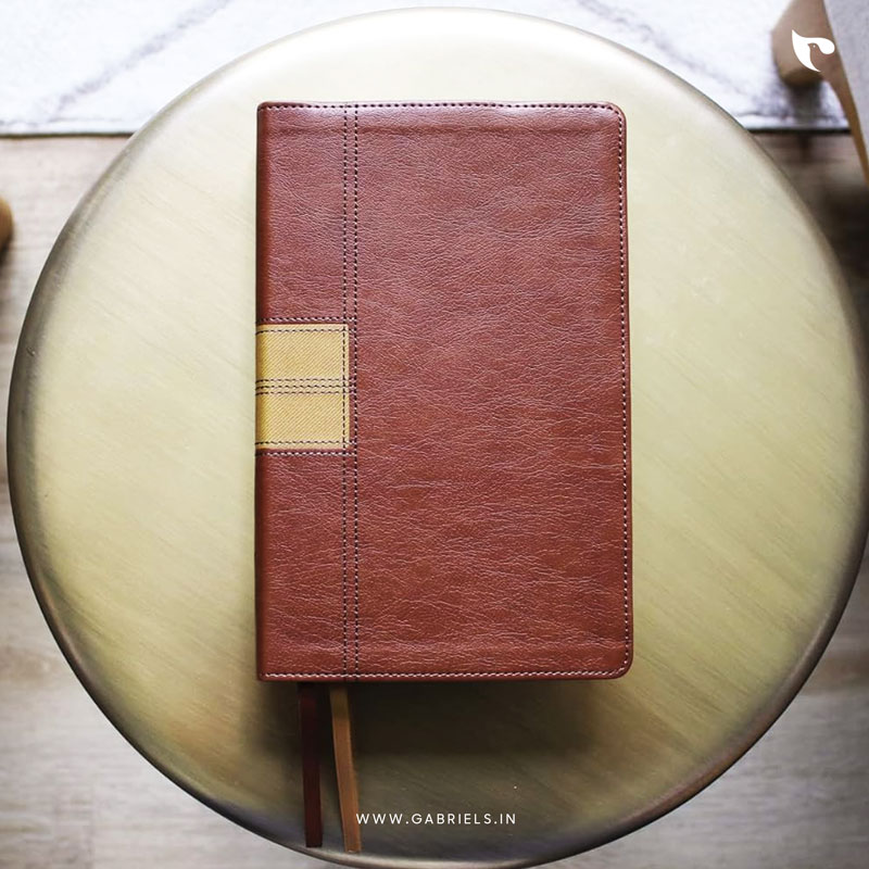 BBL42as_Niv-Thinline-Reference-Bible-Leathersoft-Brown-Red-Letter-Comfort-Print_a.jpg NIV, Thinline Reference Bible, Leathersoft, Brown, Red Letter, Comfort Print: New International Version, Brown, Leathersoft, Thinline Reference Bible, Red Letter, Comfort Print - Image 1